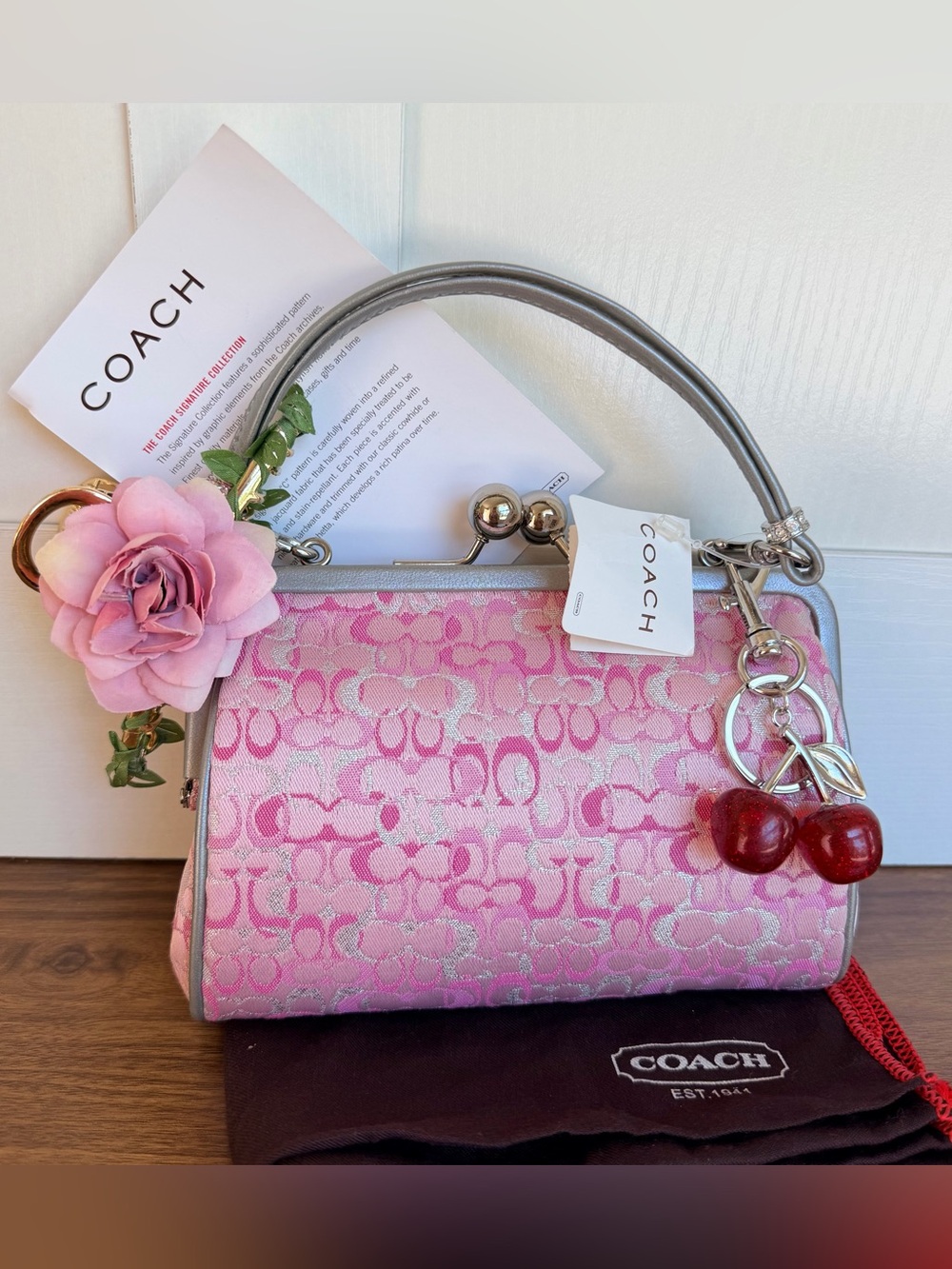 NWT Coach Vintage Optic Signature Kisslock Pouch